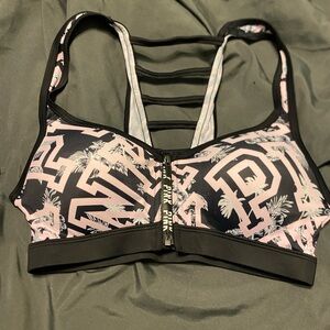 PINK VS Ultimate Bra